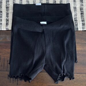 Old navy toddler Black Ribbed Shorts